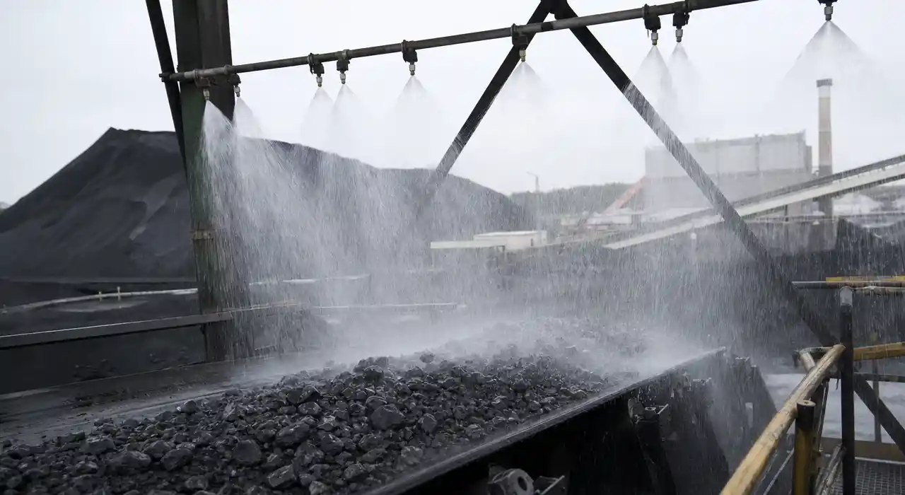 Coal dust suppression
